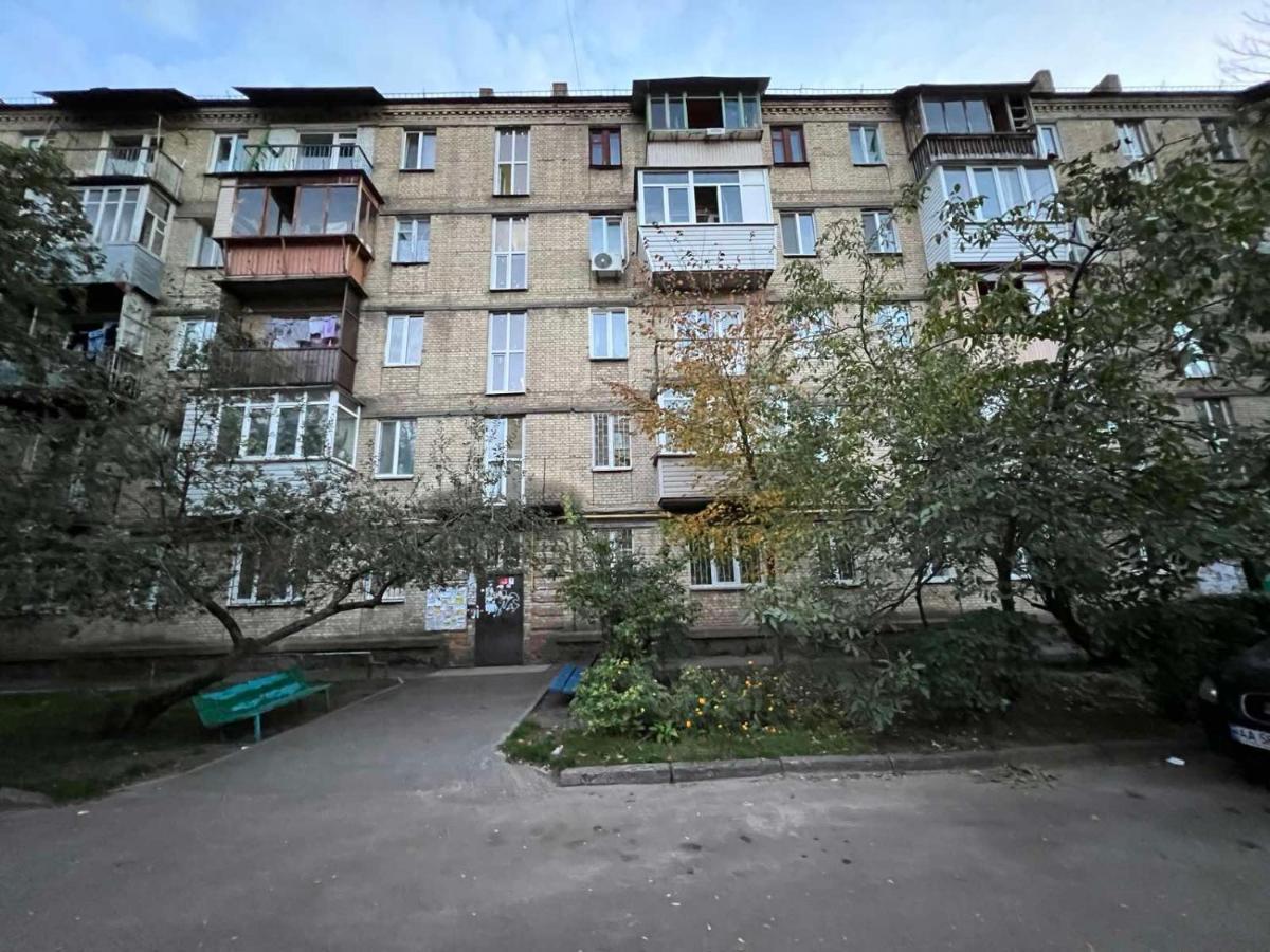 Apartment Near Metro Station Darnitsa Kiev Exterior foto